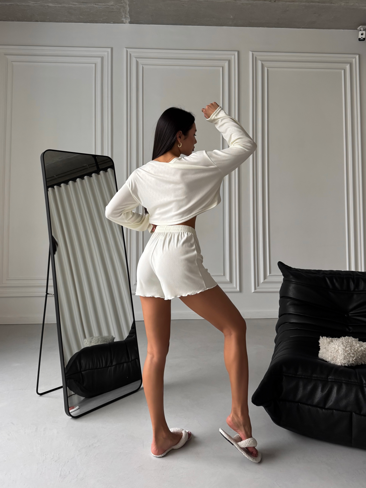 Жіноча піжама комплект: топ і шорти — стильна домашня піжама