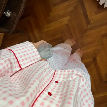 Фланелева піжама в рожеву клітинку — сорочка і штани з червоним кантом