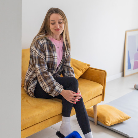 Жіночі домашні капці Halluci з еко-хутра синьо-чорні