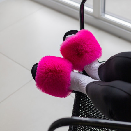 Жіночі домашні капці Halluci з еко-хутра малиново-чорні