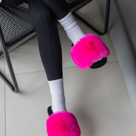 Жіночі домашні капці Halluci з еко-хутра малиново-чорні