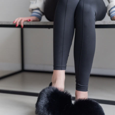 Жіночі тапочки для вулиці, чорні — на резиновій підошві