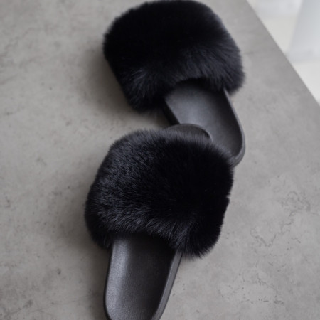 Жіночі тапочки для вулиці, чорні — на резиновій підошві