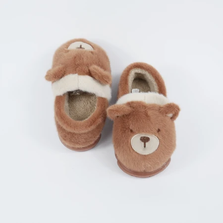 Дитячі зимові тапулі “Cute Bear” пухнасті у вигляді ведмедика