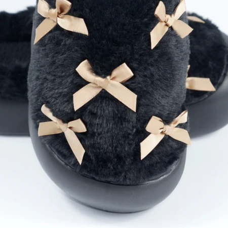 Женские домашние тапочки с бантиками в черном цвете