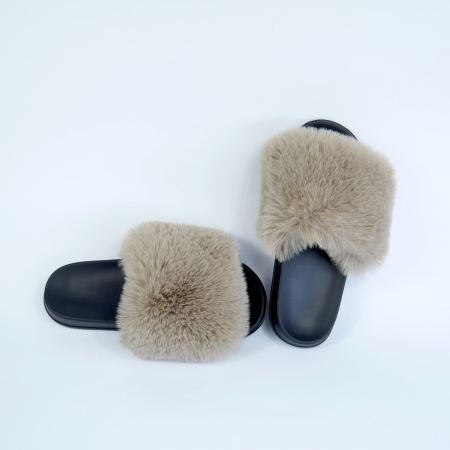 Жіночі тапочки для вулиці, капучино — на резиновій підошві