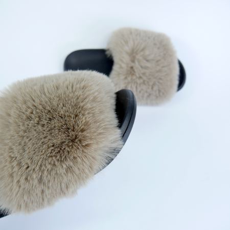 Жіночі тапочки для вулиці, капучино — на резиновій підошві