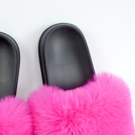 Женские тапочки для улицы, малиновый цвет — на резиновой подошве