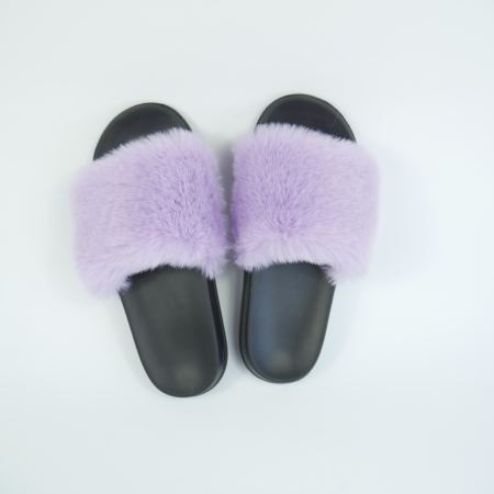 Фіолетовий