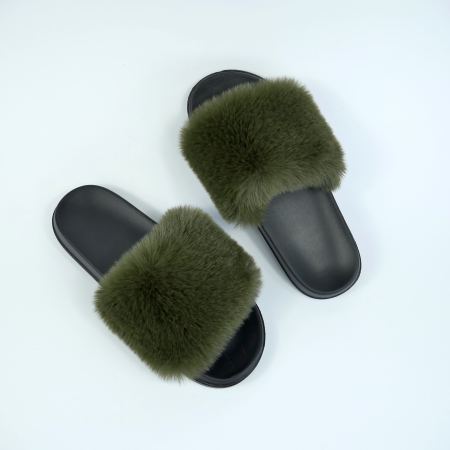 Жіночі тапочки для вулиці, зелені — на резиновій підошві